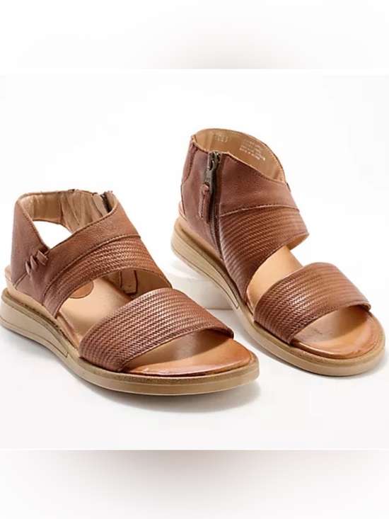 Miz Mooz Shoes - Miz Mooz NY city sandals